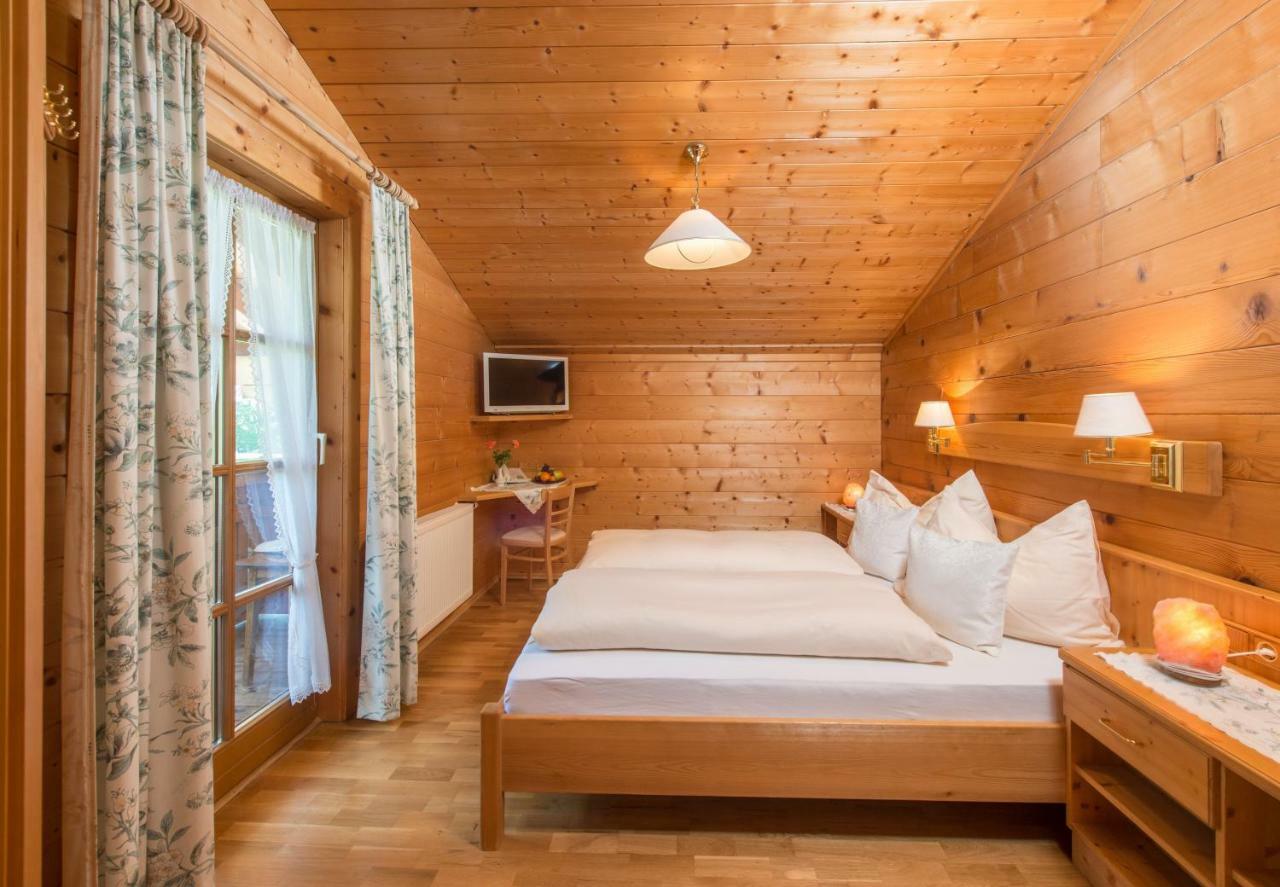Bio-Holzhaus Und Landhaus Heimat Ramsau am Dachstein Exteriör bild